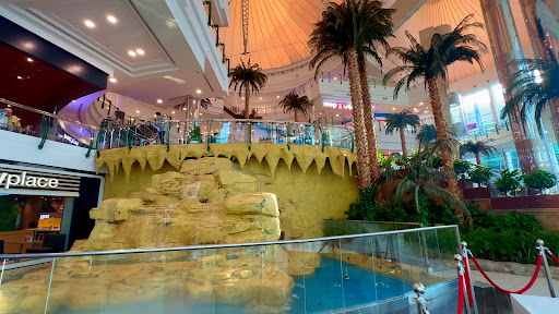 Sadaf Atif (travelsheesh)